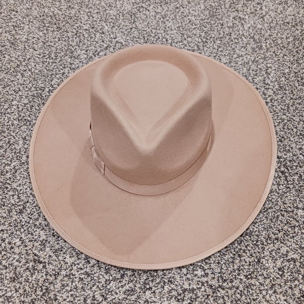 Wide brim fedora hat Tan
